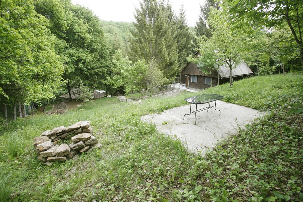 Harangvirag 36 Fahaz Villa Kismaros Exterior foto